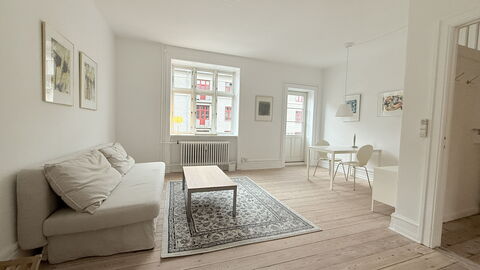 Østerbro - 4 People - 1br - Close To Nordhavn: soveværelse, Stue
