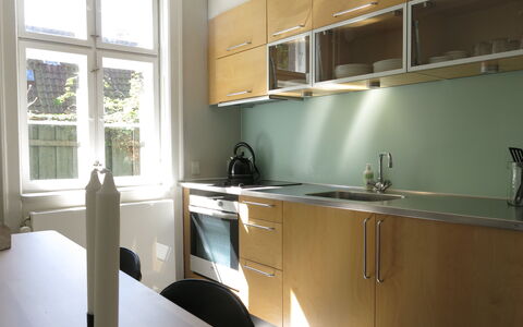 Center - Studio - Close To The King: Frokostlokale, Køkken