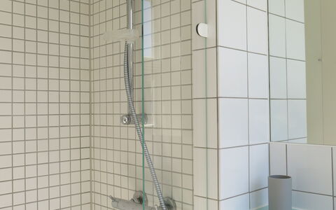 Center - Studio - Close To The King: Badeværelse