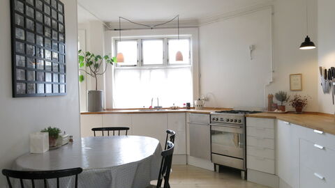 Østerbro - 2 Bedrooms: Køkken