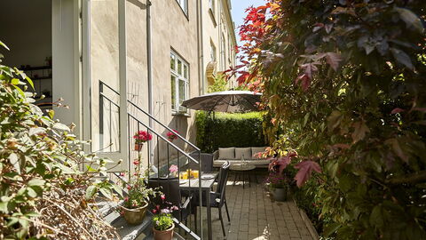 Frederiksberg - 2 Bedrooms: Have, Udendørs, Udvendige
