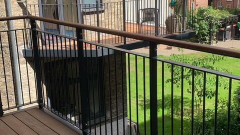 Vesterbro - 2 Bedrooms - Close Tivoli: Altan / terrasse / gårdhave