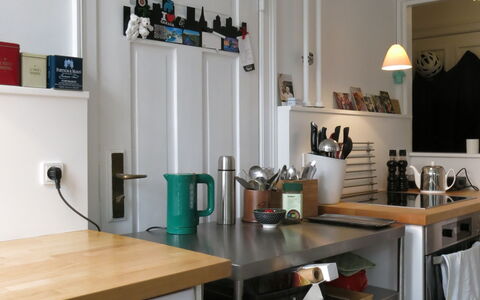 Christianshavn - Studio - Space For 2: Frokostlokale, Køkken, soveværelse, Stue