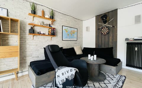 Østerbro - Studio - Cozyness: Frokostlokale, soveværelse, Stue