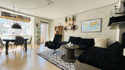 Østerbro - Studio - Cozyness: Frokostlokale, soveværelse, Stue