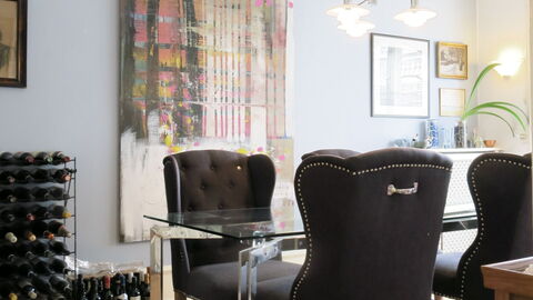 Center - Close To The King - The Marble Church: Frokostlokale