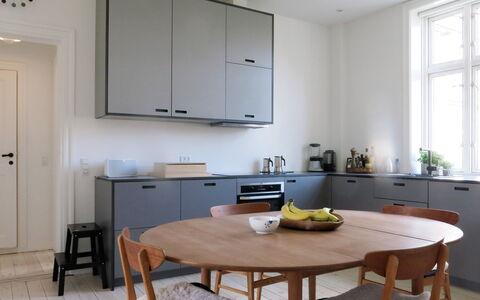 Frederiksberg - 3 Bedrooms - Space For 5: Frokostlokale, Køkken