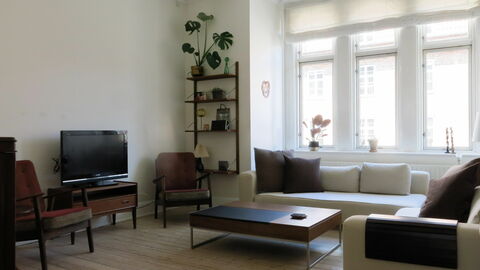 Østerbro - Perfect For Family - 2 Bedroom: Stue