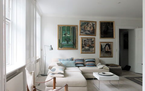 Cozy Area - Super Location - Balcony: Stue