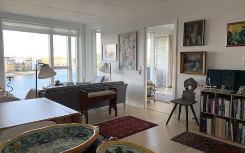 Superview - Sydhavnen -2 Bedrooms - 2 People: Frokostlokale, Køkken, Stue