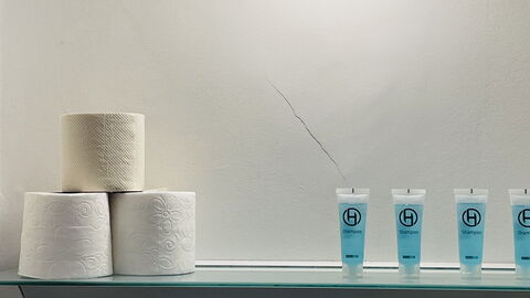 Center-inner City-2 Bedrooms-close To Everything