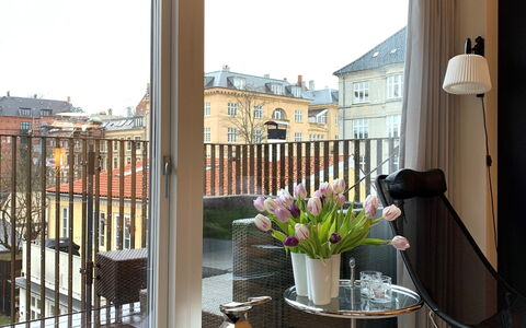Frederiksberg - Carlsberg City - 2 Bedrooms: Altan / terrasse / gårdhave, Stue