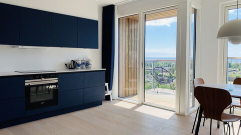 Amager Strandvej - Close To The Beach: Altan / terrasse / gårdhave, Frokostlokale, Køkken