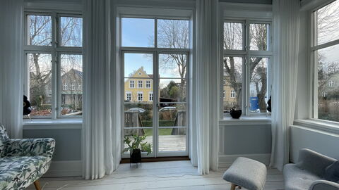 Frederiksberg - 3 Bedrooms - 2 Bathrooms - 5 Peopl: Andet værelse, Stue