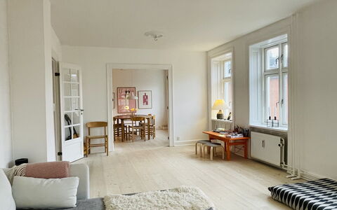 Close To The Lakes - 4 People