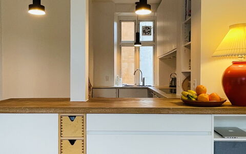 Close To The Lakes - 4 People