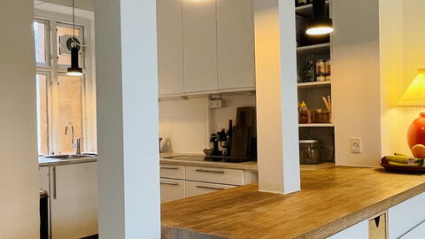 Close To The Lakes - 4 People