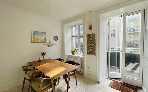 Close To The Lakes - Center - 2 People: Altan / terrasse / gårdhave, Frokostlokale