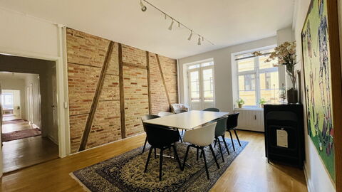 Super Central - Inner City - 6 Bedrooms: Frokostlokale