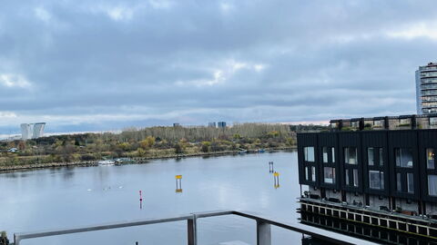 2 Bedrooms - 4 People - Free Parking: Altan / terrasse / gårdhave, Udendørs