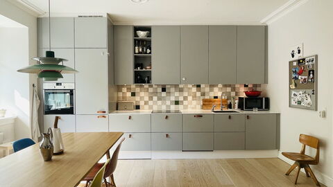 Østerbro - 3 Bedroom - 4 People: Frokostlokale, Køkken