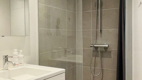 1 Br-2 People -super View Balcony- Parking: Badeværelse