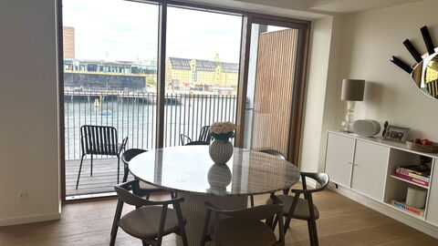 Exclusive- Center - 2br 2 Bath - Nyhavn - Min. 30 Days: Frokostlokale, Køkken, Stue