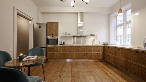 Center - Kings Garden - 5 People - Luxury - 3br