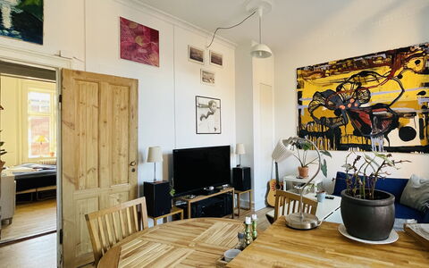 Nørrebro - 2 People - 1 Br - Close To Metro: Stue