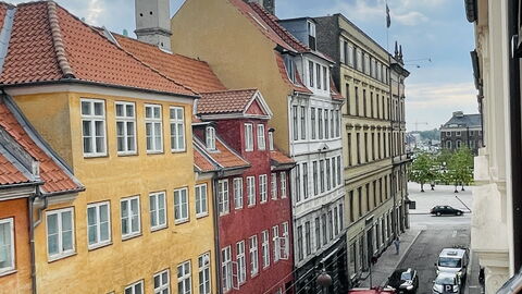 Ultimate Location - Private Roof Terrace - 2 Bedrooms - 4 People: Udendørs