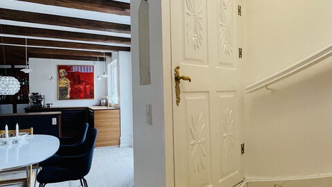 Ultimate Location - Private Roof Terrace - 2 Bedrooms - 4 People: Køkken