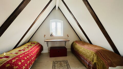 Ultimate Location - Private Roof Terrace - 2 Bedrooms - 4 People: soveværelse