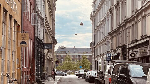 Ultimate Location - Private Roof Terrace - 2 Bedrooms - 4 People: Udendørs