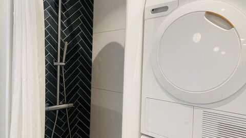 Close to Tivoli Garden -3 Br - 6 People -City Center: Badeværelse