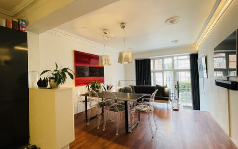 Hellerup - Close To Train - 2 Levels - 6 People: Frokostlokale