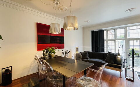 Hellerup - Close To Train - 2 Levels - 6 People: Frokostlokale, Stue