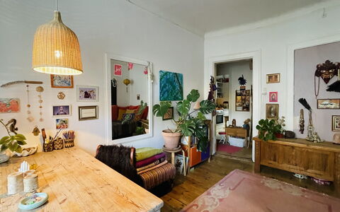 Østerbro - Good Karma - Close Metro 3 People: Frokostlokale, Stue