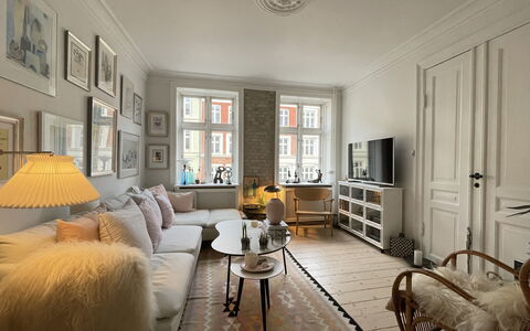 Vesterbro - 1 Br - 2people-close To Enghave Metro: Stue