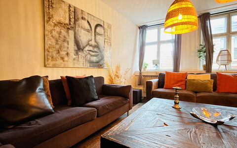 Pedestrian Street - Center - 7 Br - 14 Guests: Stue