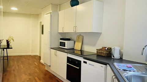 Pedestrian Street - Center - 7 Br - 14 Guests: Køkken