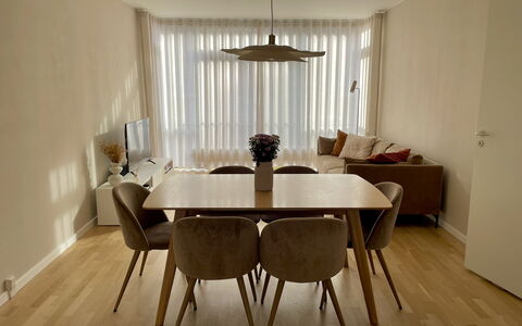 Nørrebro - 2br - 4 People - Close To Metro: Frokostlokale, Stue
