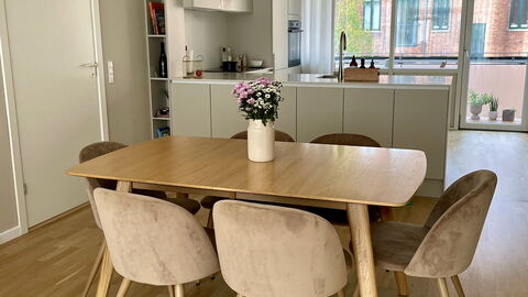 Nørrebro - 2br - 4 People - Close To Metro: Frokostlokale, Køkken