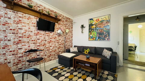 Østerbro - 4 People-1 Br - Close To Metro: Frokostlokale, Stue
