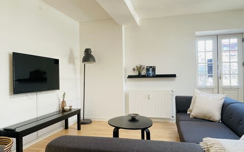 Center - 3 Br - 6 People - Close To Metro: Stue