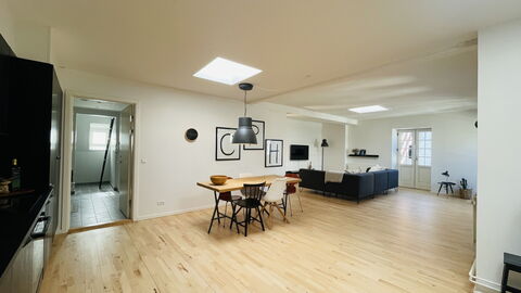 Center - 3 Br - 6 People - Close To Metro: Frokostlokale, Stue