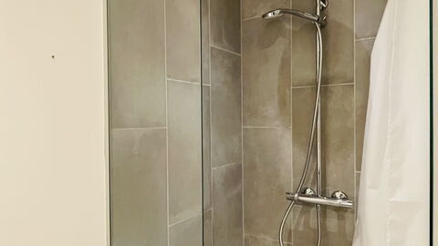 Carlsbergcity - 3br - 4 To 5 People - Family: Badeværelse