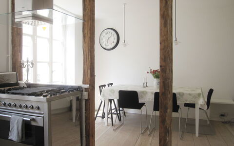 Fiolstræde - Family House On The Pedestrian Street: Frokostlokale, Køkken