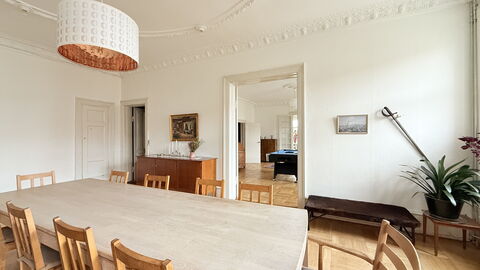 Close To Tivoli - 4 Br - 8 People - Huge Apartment: Andet værelse, Frokostlokale, Stue