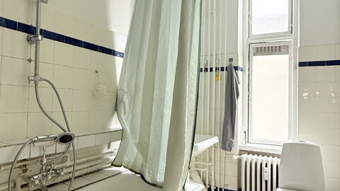 Close To Tivoli - 4 Br - 8 People - Huge Apartment: Badeværelse