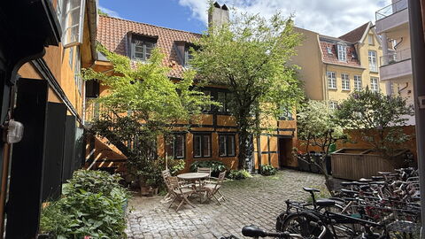 Latin Neighborhood - 2 Br - 4 People - Historical: Visninger